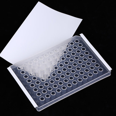 Hoge Ontvankelijke PCR niet Permeabele Film 96 goed de Filmpcr van Microplate Transparante Verzegelende Plaat Verzegelende Film